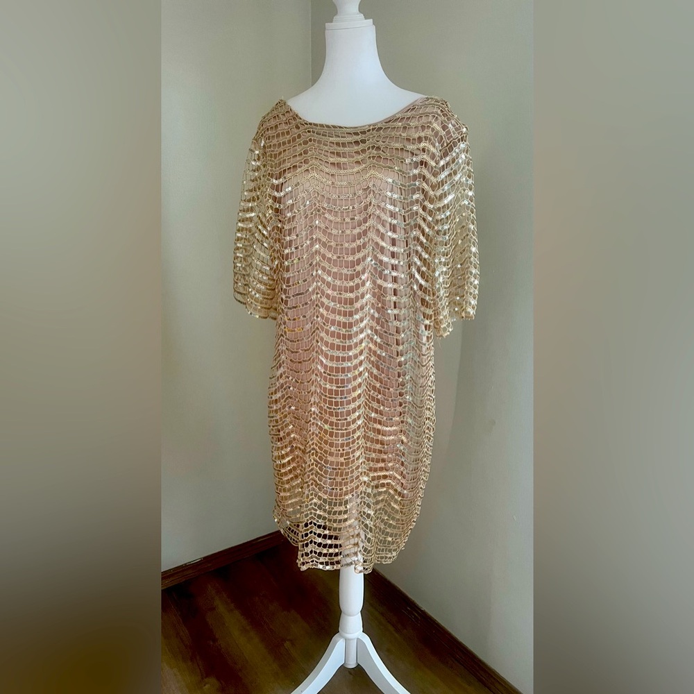 Elegant Gold Sequin Cocktail Dress